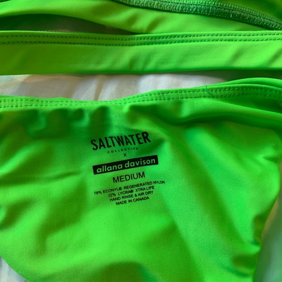 The saltwater collective ALLANA TOP x2 and bottoms NEON GREEN - Picture 7 of 9